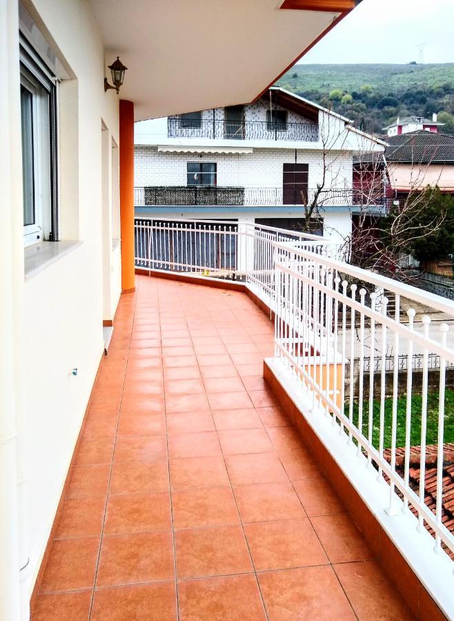Philoanesi Apartment Neokesaria Bagian luar foto